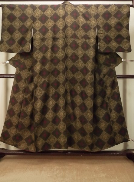 Photo1: P0818C Vintage Japanese kimono Dark Brown ORI woven for women / Silk. Diamond-shaped flowers (Grade B) (1)
