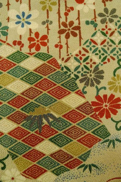 Photo5: Mint P0818F Vintage Japanese kimono Grayish Beige KOMON dyed for women / Silk. Flower (Grade A) (5)