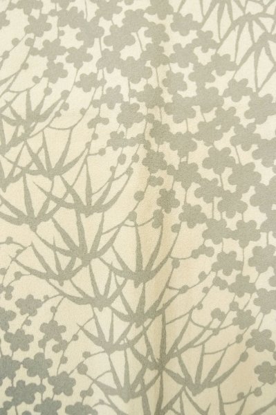 Photo6: Mint P0818G Vintage Japanese kimono White KOMON dyed for women / Silk. UME plum bloom (Grade A) (6)