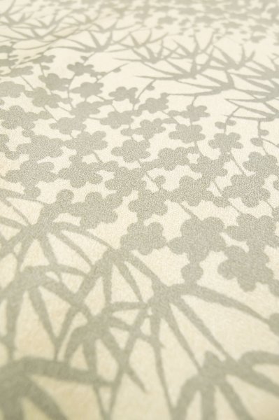 Photo10: Mint P0818G Vintage Japanese kimono White KOMON dyed for women / Silk. UME plum bloom (Grade A) (10)