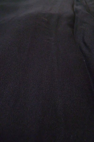 Photo8: P0818O Vintage Japanese kimono Black MONTSUKI crests for women / Silk. (Grade B) (8)