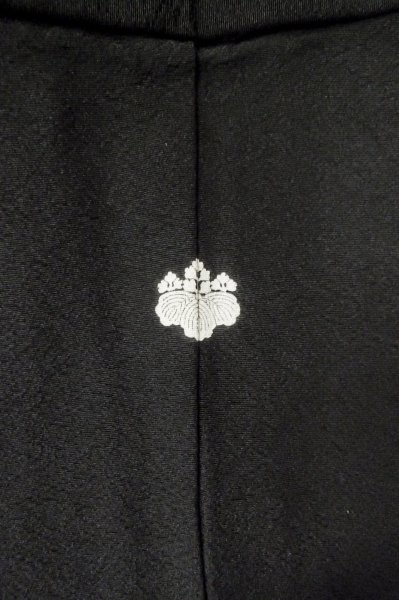 Photo3: P0818W Vintage Japanese kimono Black MONTSUKI crests for women / Silk. (Grade B) (3)
