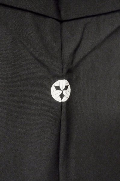 Photo3: P0819C Vintage Japanese kimono Black MONTSUKI crests for women / Silk. (Grade B) (3)