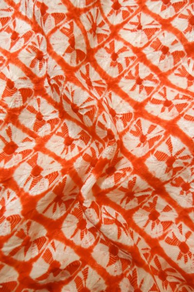 Photo11: P0901B Vintage Japanese kimono Red JUBAN undergarment for women / Silk. Gradation (Grade C) (11)