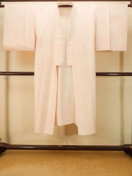 Photo1: P0901C Vintage Japanese kimono Light Pink JUBAN undergarment for women / Silk. Gradation (Grade B) (1)