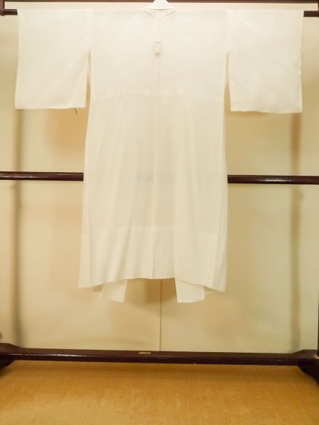 Photo2: P0901D Vintage Japanese kimono White JUBAN undergarment for women / Silk. (Grade B) (2)
