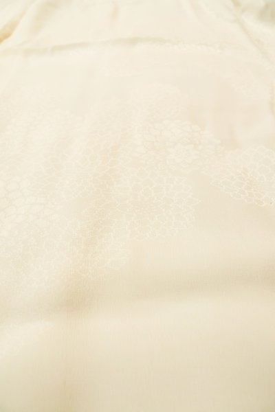 Photo8: P0901D Vintage Japanese kimono White JUBAN undergarment for women / Silk. (Grade B) (8)