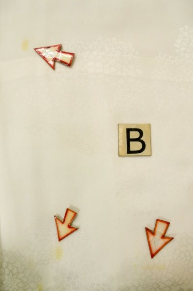 Photo15: P0901D Vintage Japanese kimono White JUBAN undergarment for women / Silk. (Grade B) (15)