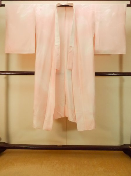 Photo1: P0901O Vintage Japanese kimono Light Pink JUBAN undergarment for women / Silk., There is and impression of use. (Grade C) (1)