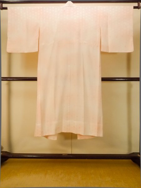 Photo2: P0901P Vintage Japanese kimono Pale Pink JUBAN undergarment for women / Silk., More damages (Grade C) (2)