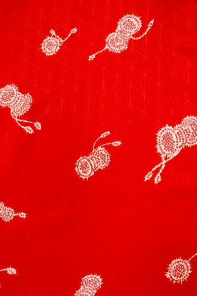 Photo3: P0901Q Vintage Japanese kimono Vivid Red JUBAN undergarment for women / Synthetic. TSUDUMI hand drum (Grade C) (3)