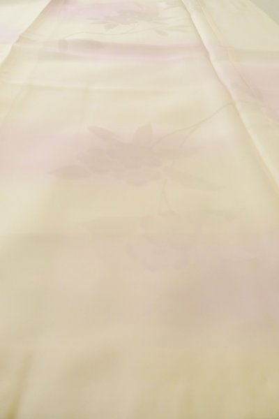 Photo9: P0901U Vintage Japanese kimono Pale Wisteria JUBAN undergarment for women / Silk. SAKURA cherry blossom (Grade B) (9)