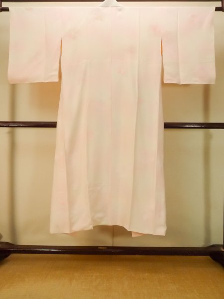 Photo2: P0901V Vintage Japanese kimono Pale Pink JUBAN undergarment for women / Silk. Cattleya (Grade B) (2)