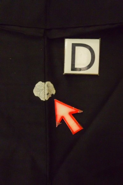 Photo13: P0902A Vintage Japanese kimono Black MONTSUKI crests for women / Silk., There are stains. (Grade D) (13)