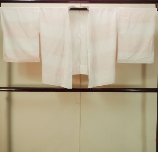 Photo1: P0902D Vintage Japanese kimono Light Pink JUBAN undergarment for women / Synthetic. HAGI flower, Upper body part only. (Grade B) (1)