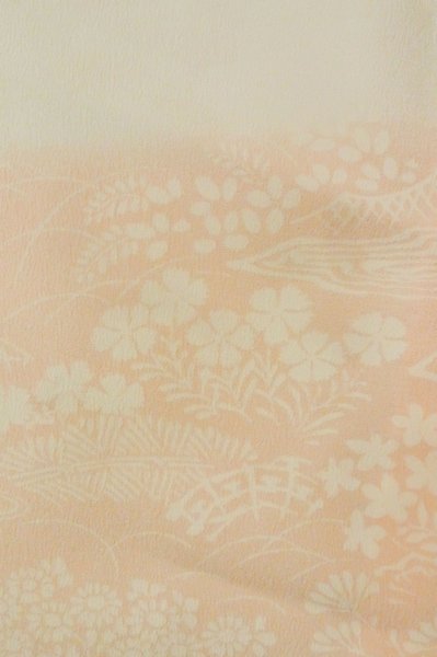 Photo6: P0902D Vintage Japanese kimono Light Pink JUBAN undergarment for women / Synthetic. HAGI flower, Upper body part only. (Grade B) (6)