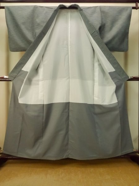 Photo2: P0916A Vintage Japanese kimono Grayish Light Blue ORI woven for women / Wool. Stripes (Grade C) (2)