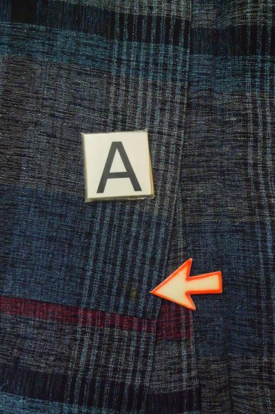Photo14: P0916F Vintage Japanese kimono Gray HITOE unlined for women / Wool. Plaid Checks (Grade B) (14)