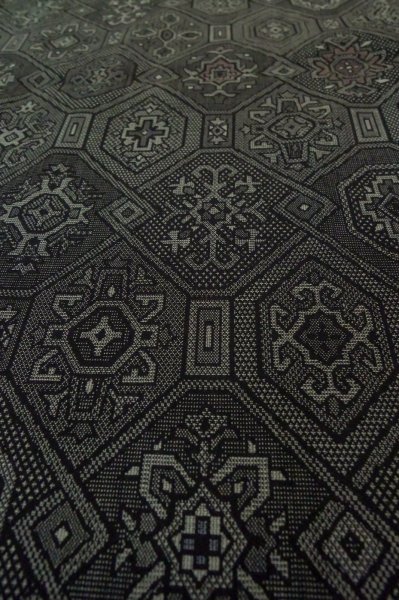 Photo9: Mint P0916G Vintage Japanese kimono Black HITOE unlined for women / Wool. Abstract pattern (Grade A) (9)