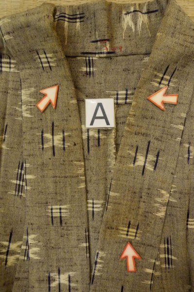 Photo14: P0916M Vintage Japanese kimono Grayish Brownish Beige HITOE unlined for women / Wool. Parallel Cross (Grade C) (14)