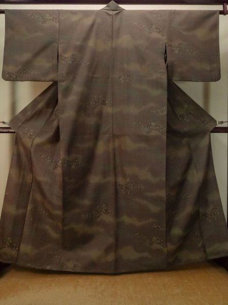Photo1: P0916P Vintage Japanese kimono Brown HITOE unlined for women / Wool. Abstract pattern (Grade B) (1)