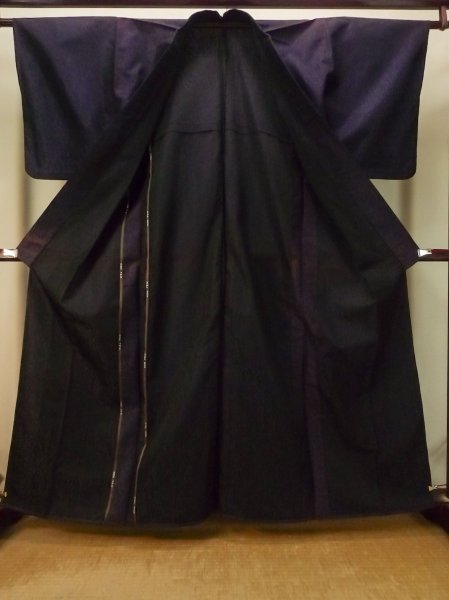 Photo2: Mint P0916U Vintage Japanese kimono Dark Purple HITOE unlined for women / Wool. Abstract pattern (Grade A) (2)