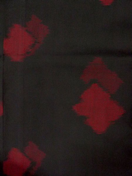 Photo4: P0916X Vintage Japanese kimono Black HITOE unlined for women / Wool. Abstract pattern, More damages. (Grade C) (4)