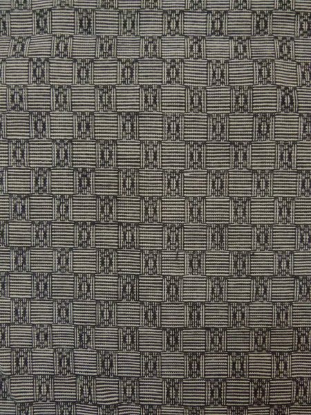 Photo7: P0917A Vintage Japanese kimono Gray HITOE unlined for women / Wool. Geometrical pattern (Grade C) (7)
