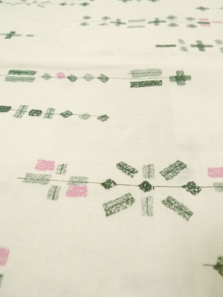 Photo10: P0917B Vintage Japanese kimono White YUKATA summer(made in Japan) for women / Linen. Geometrical pattern (Grade B) (10)