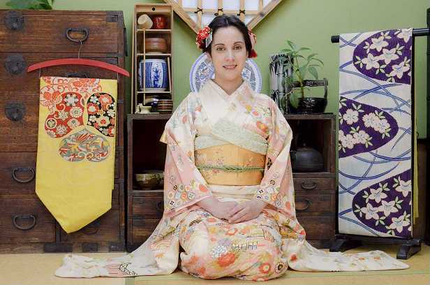 kimono experience - furisode