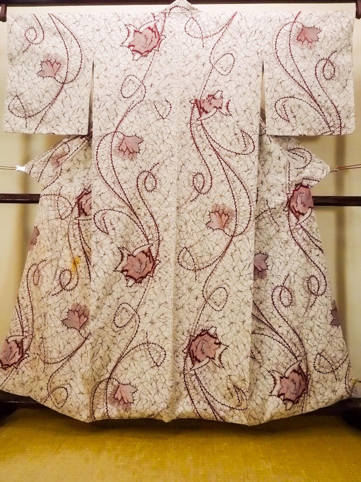 We added new Kimonos!