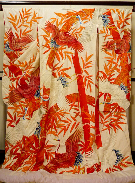 G0805Z Used Japanese Kimono Vermilion UCHIKAKE Wedding by Silk. Crane ...