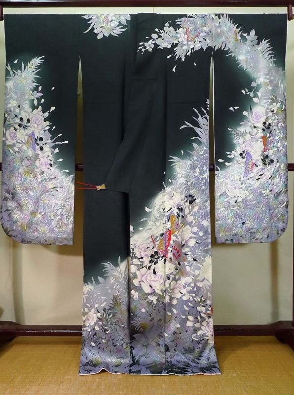 J1225B Used Japanese Black FURISODE long-sleeved / Silk. Leaf, rose ...